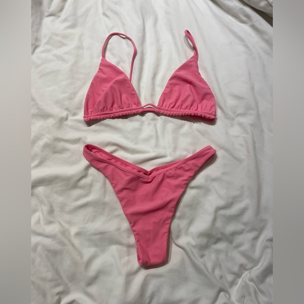 Benoa Tokyo bikini